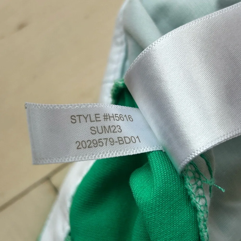 J. Crew Women’s Classic Chino 3.5” Inseam 100% Cotton Modern Clover Size 6